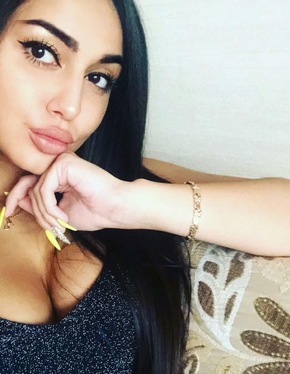 Burçin Beyoğlu Escort Bayan Beyoğlu Escort Burçin Fotoğrafı (5)